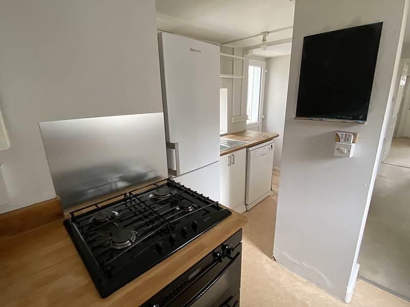 kitchen2.jpg