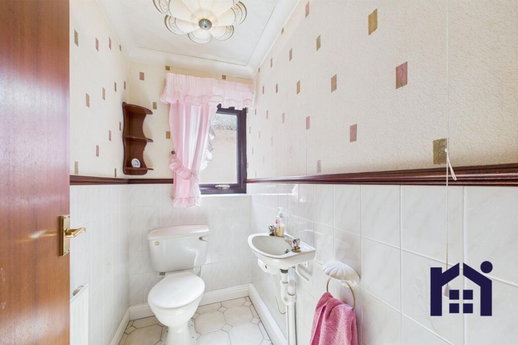 Downstairs wc