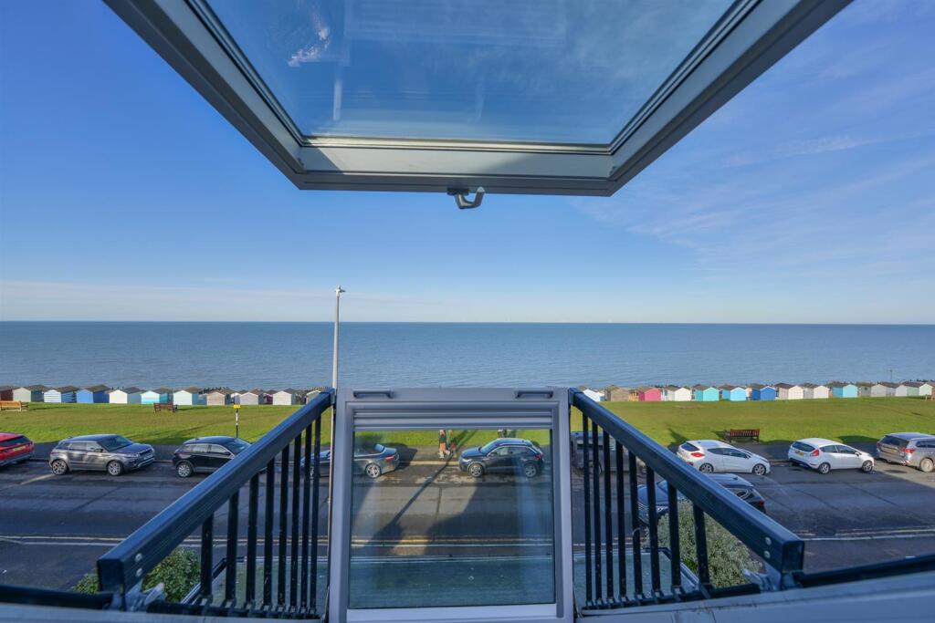 Marine Parade31.jpg