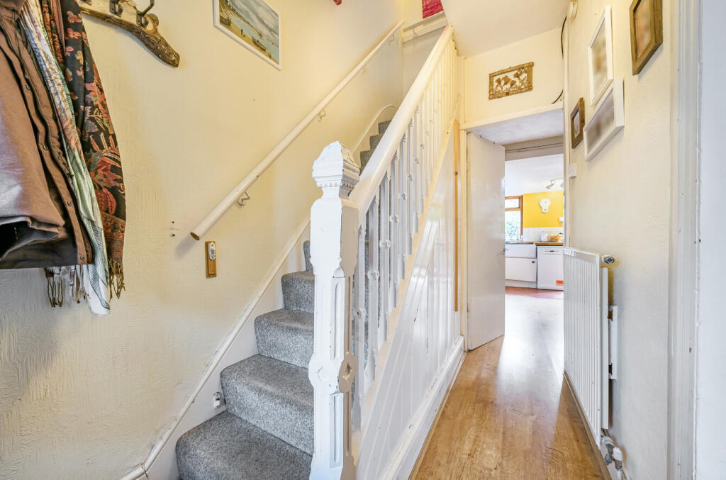 1370330-21-68f7e3...