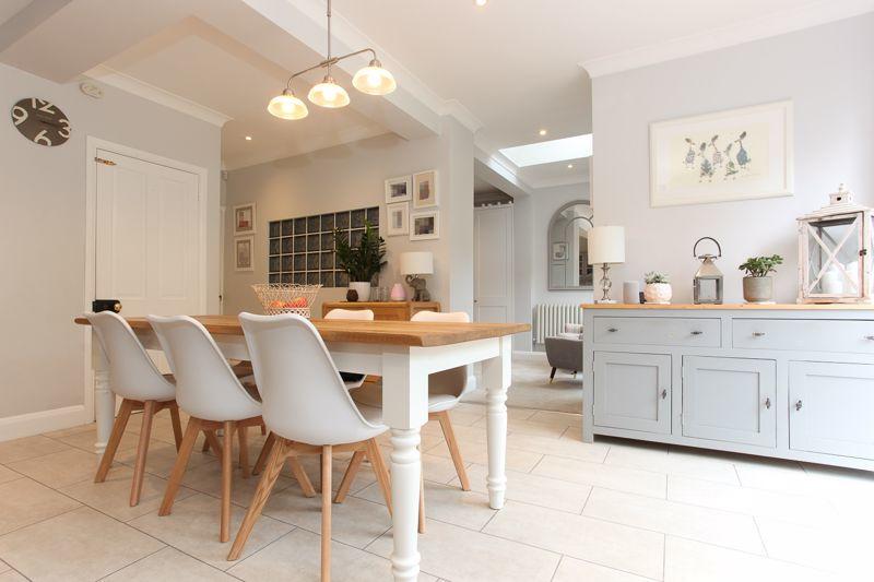 Fitted Kitchen...