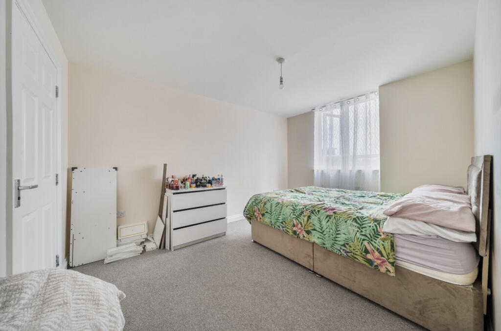 1358318-1-68d3c8b...