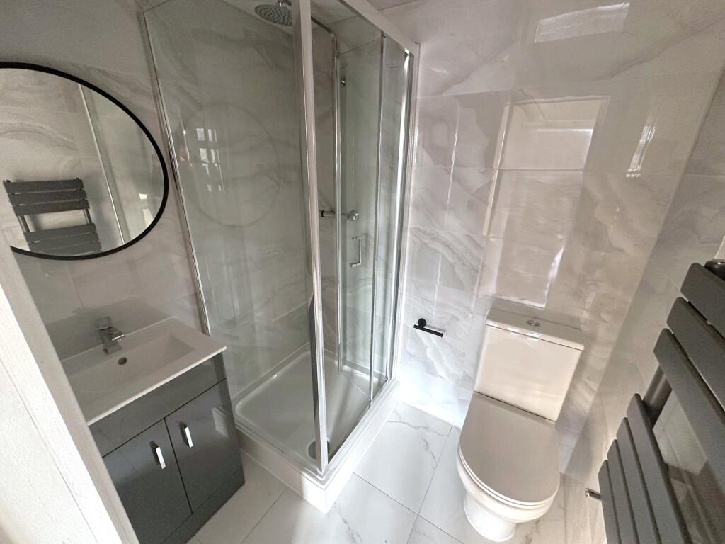 Ensuite Three
