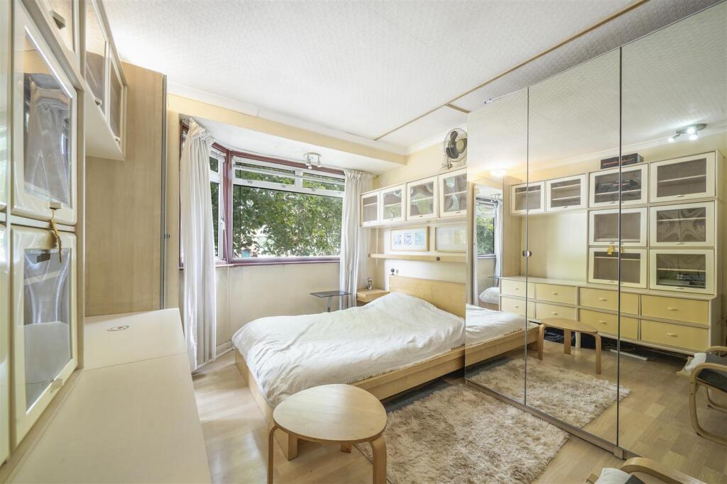 443 Whitton Avenue West - ac279F5F2xS8YW5SWSRR.jpg