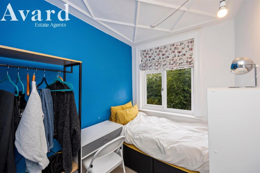 Stanmer Villas, 82-010.JPG