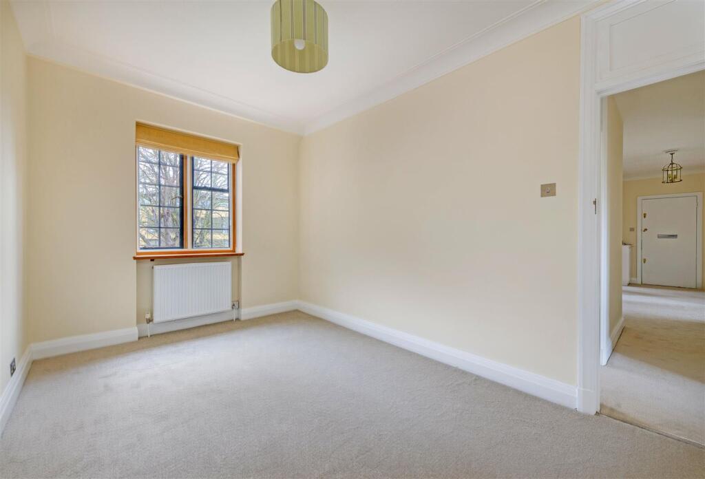 8 Bede Hse Bed 2.jpg