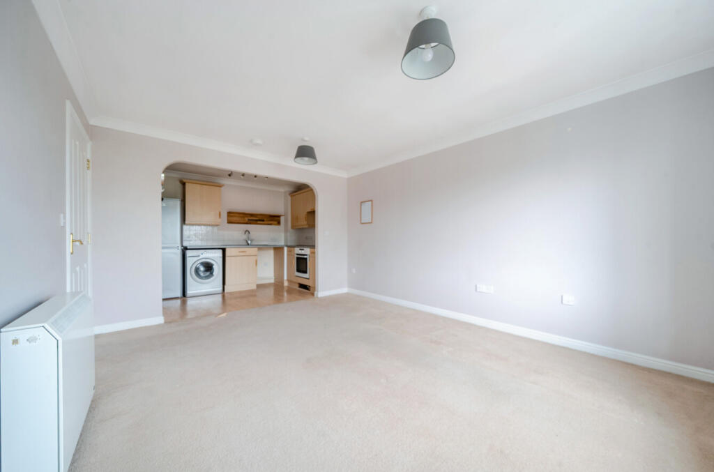 1348298-10-68b6d5...