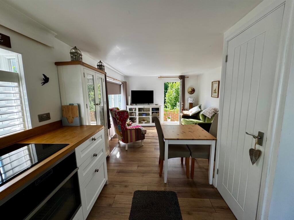 Kitchen/Diner/Lounge