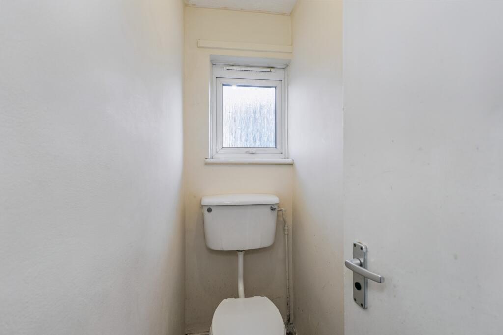 19 Wintringham Road, St. Neots, Cambridgeshire, PE19 1NX