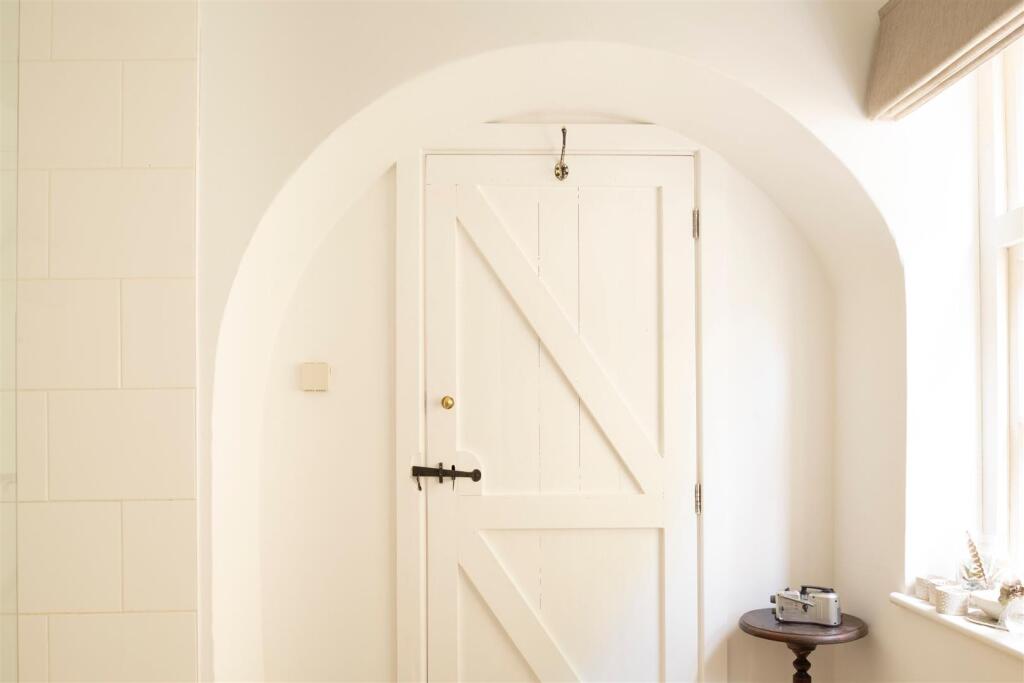 En Suite_3.jpeg