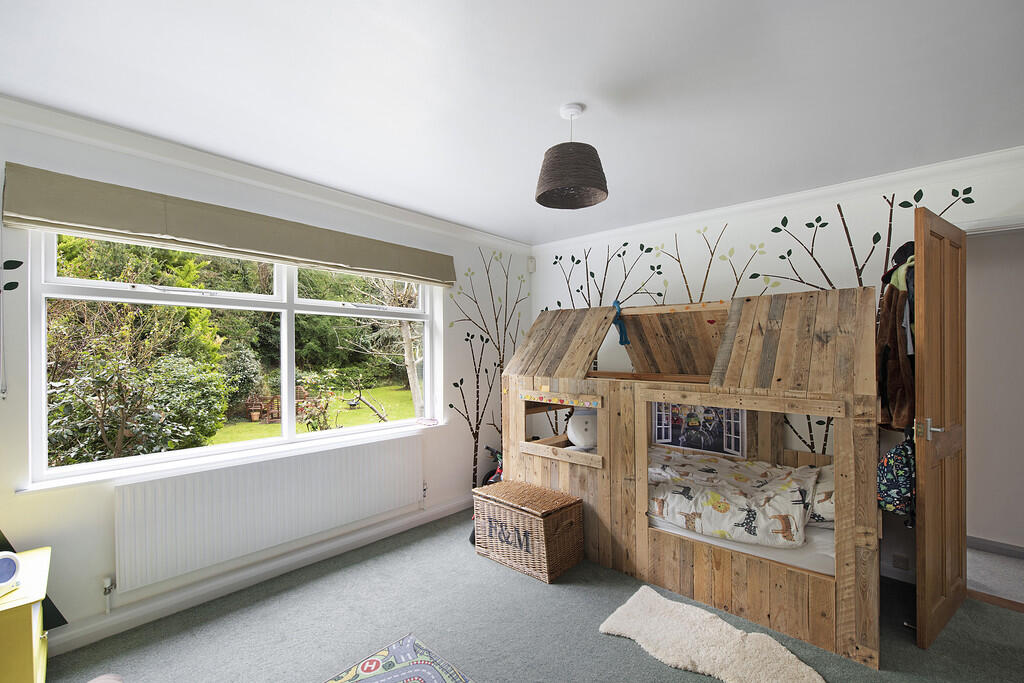 67 Horsecroft Roa...