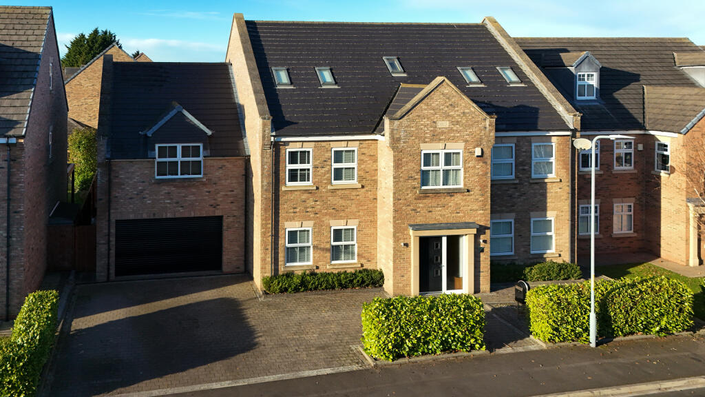 Brantingham Drive, Ingleby Barwick, Stockton-On-Tees, North Yorkshire