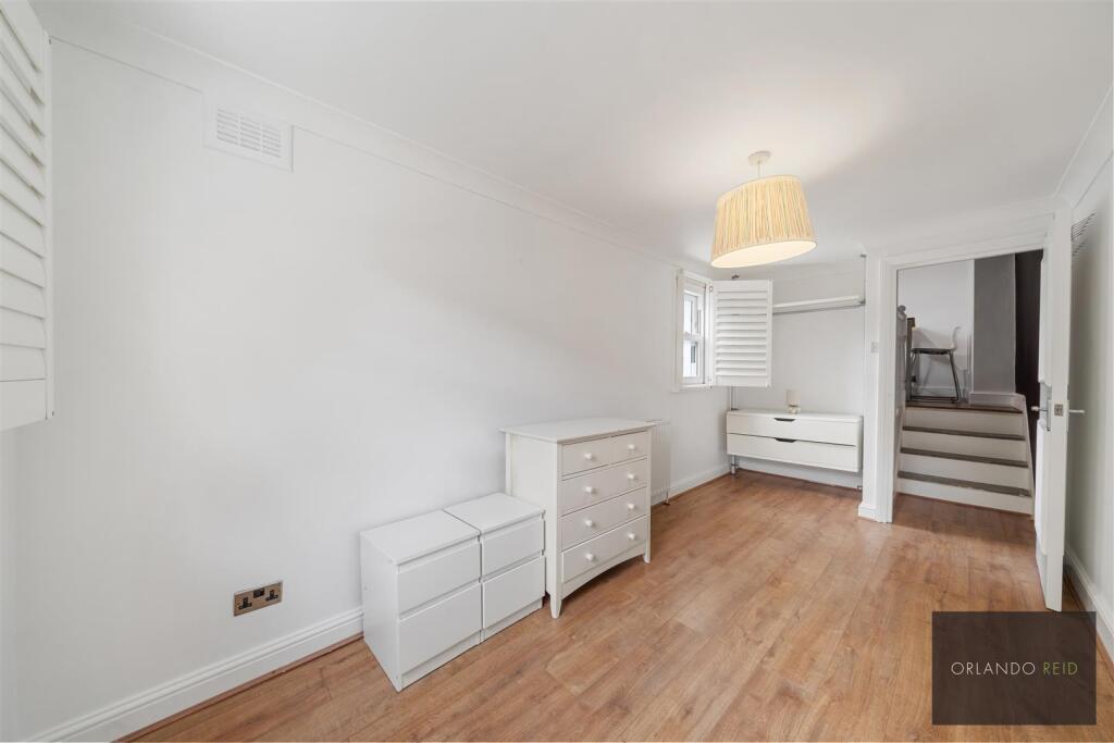 Flat 2, 55 Lambert Road SW2 5BB-11.jpg