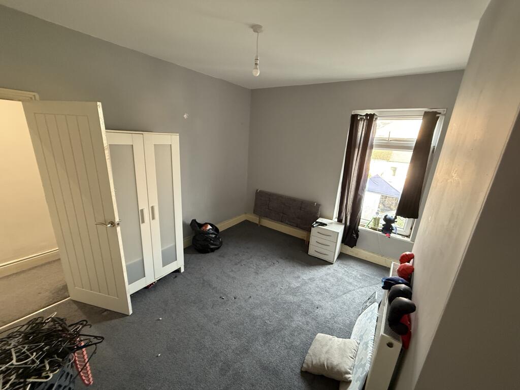 Photo 05-11-2025  10 03 30 T202511051608.jpg