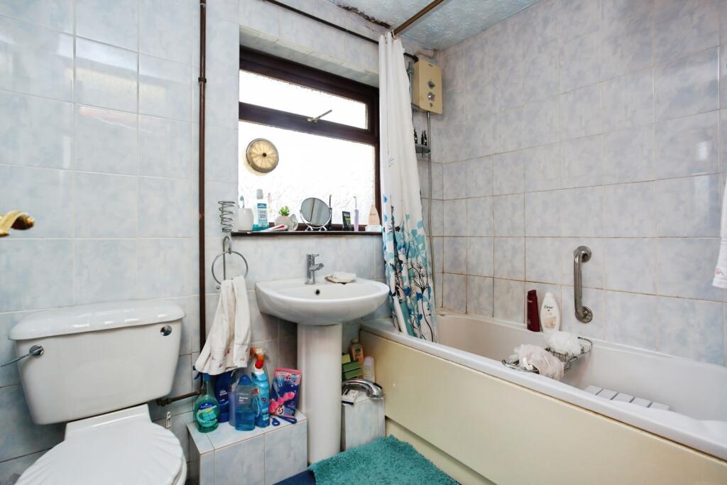 Bathroom W/C