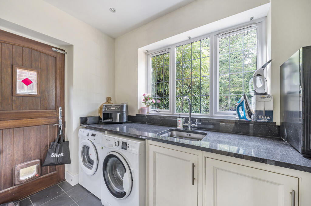 1329204-11-68839b...