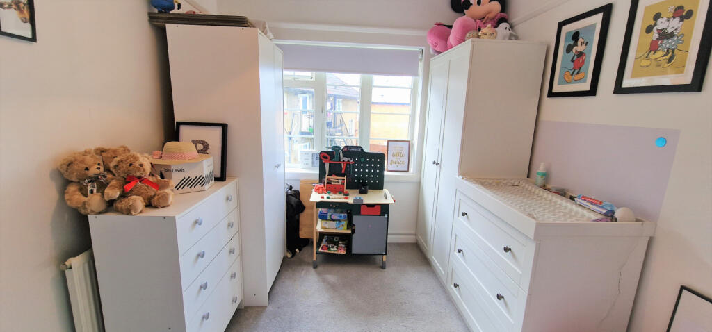REAR BEDROOM