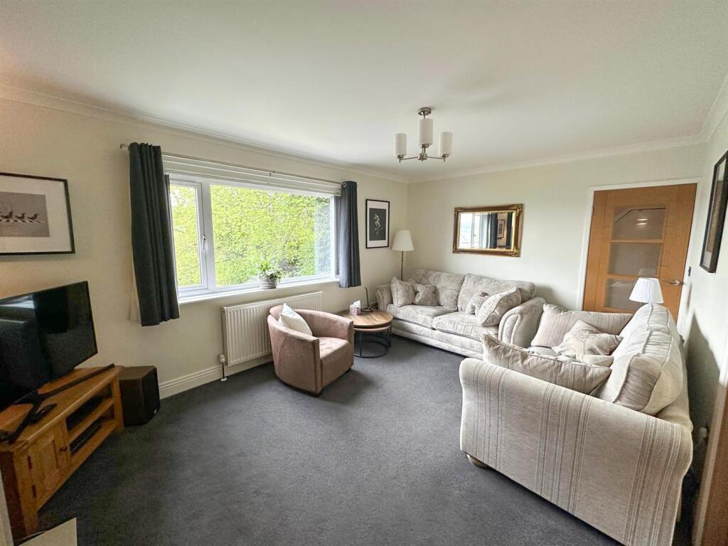 3 bed semi-detached property, Utley