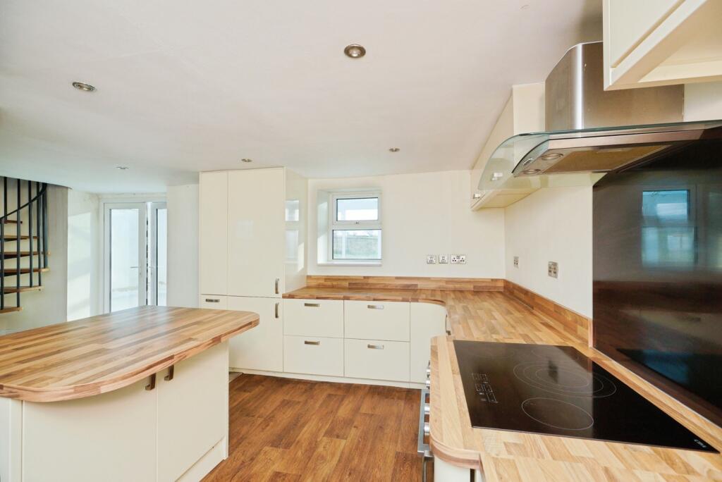 pbox-IMG.jpg