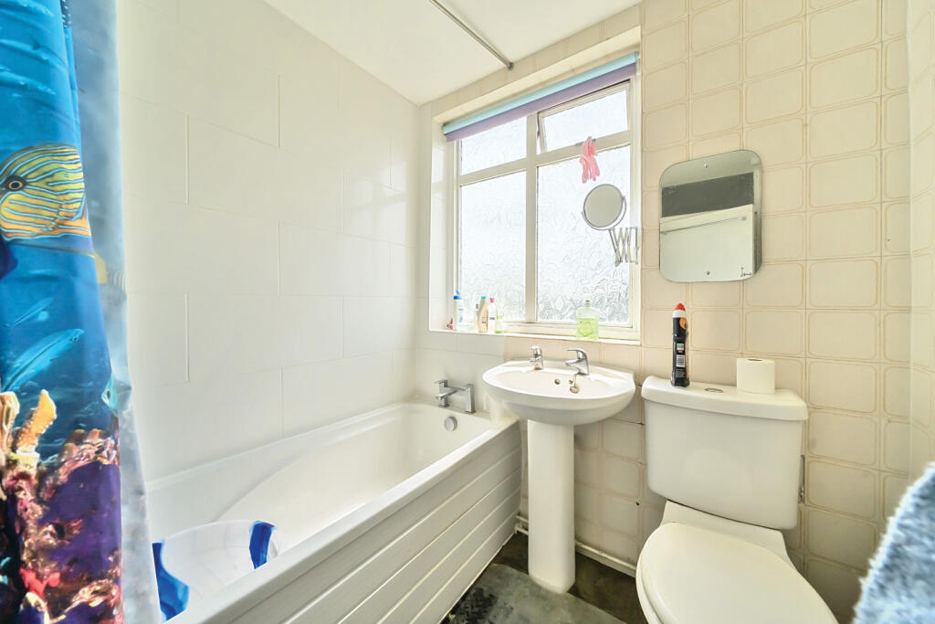 32-6821e9e0c3a30-...