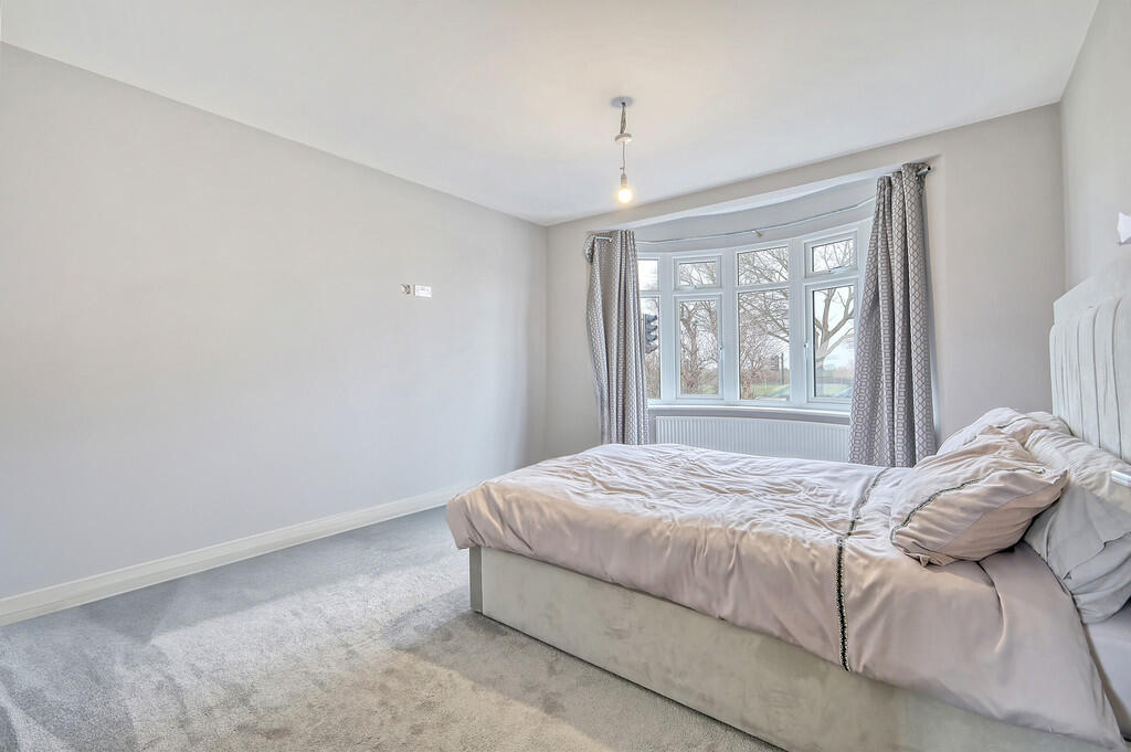 Eastern Ave bed 2