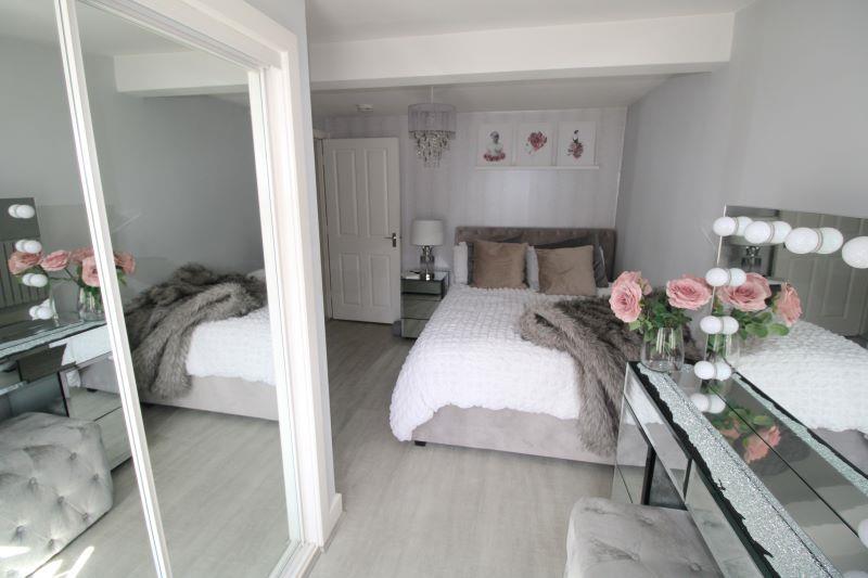 Bedroom wardrobes.JPG
