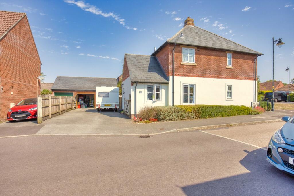 Ewemove Taunton - Graham Way (6)