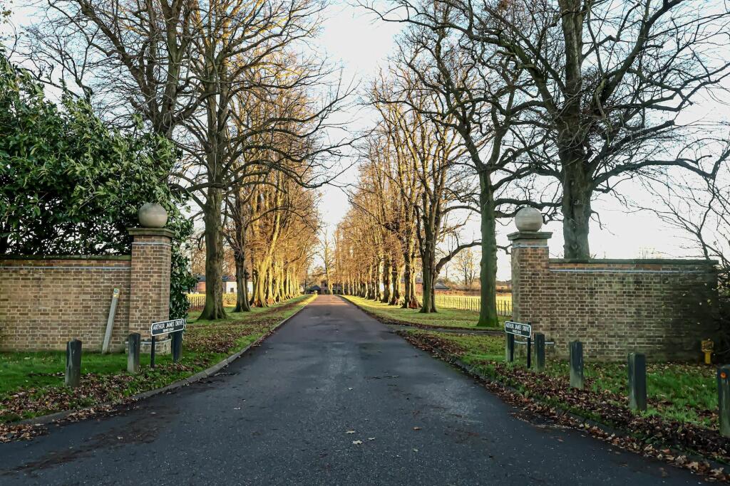 Coton House Estate