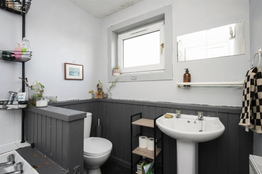 32 Fernie Place_23.jpg