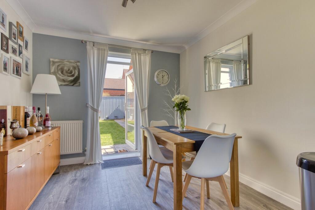 Ewemove Taunton - Venn Close (18)