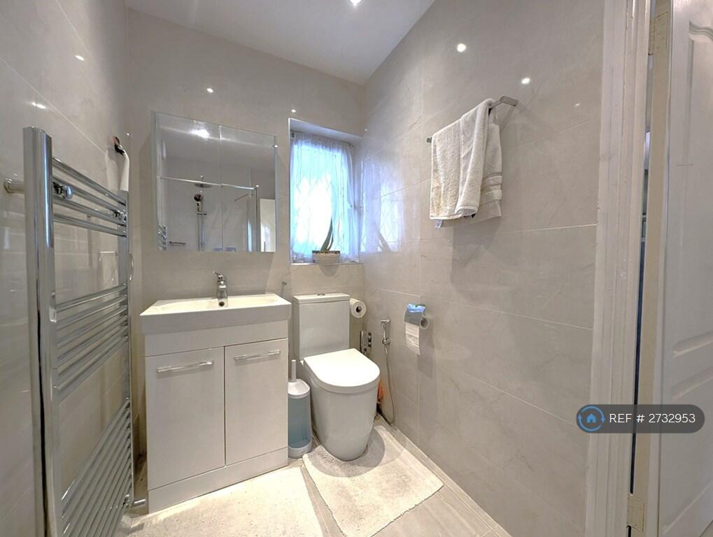 Downstairs Wet Room