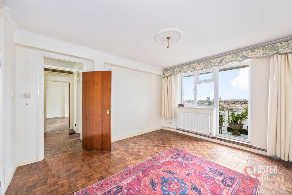 The Drive, 37-39, Grove Court, Flat 36_016.JPG