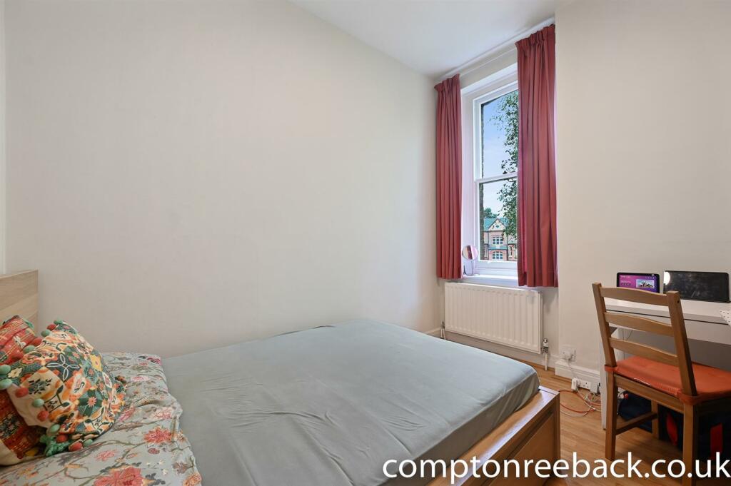 CR - 105 Wymering Mansions - Bedroom3 (1).jpg