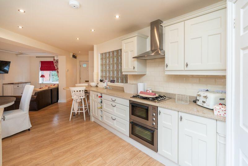 BREAKFAST KITCHEN