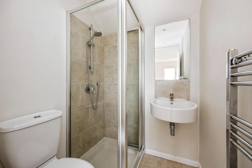 Harbour Way, 200-006.JPG