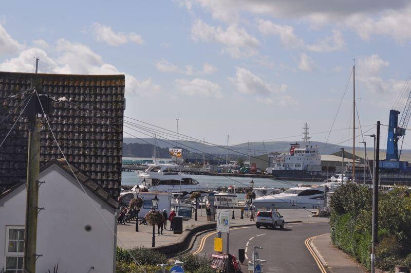 QUAY