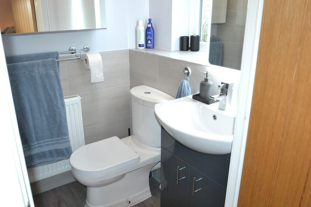 En-Suite Shower R...