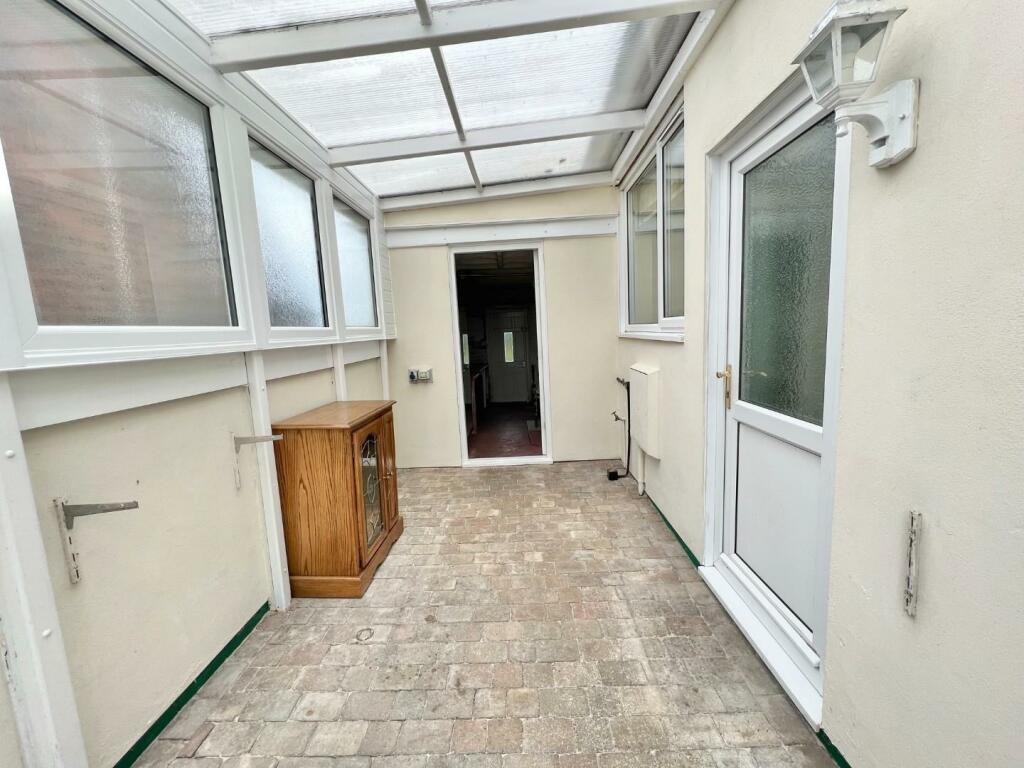 Side porch