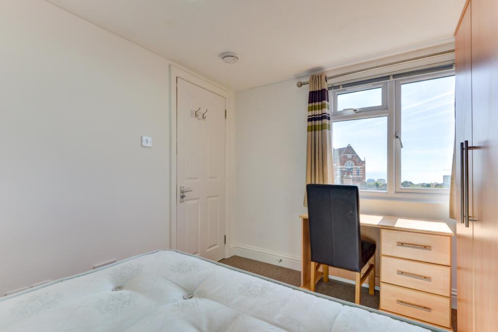 22 Freshfield Street Bedroom 5 (2)