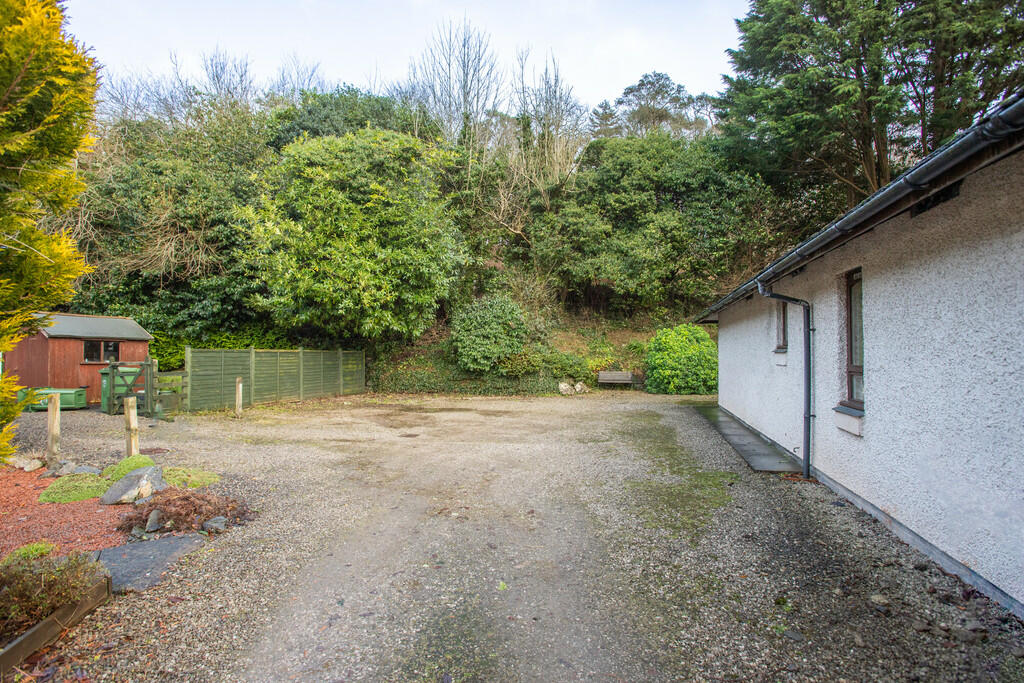 Shared Driveway t...