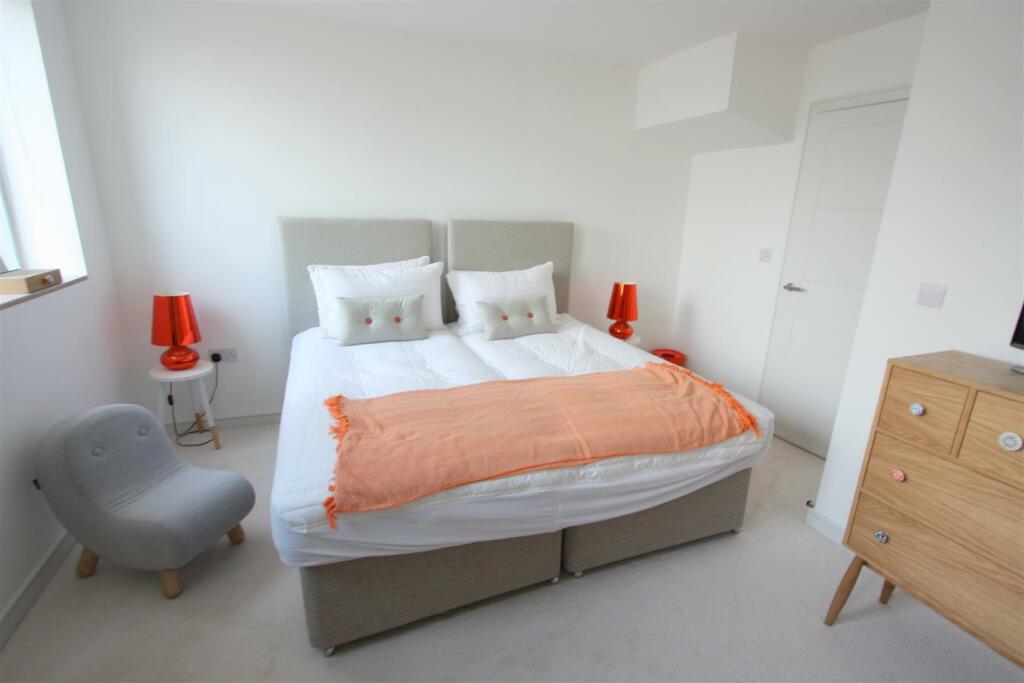 4 Towan Heights Bedroom 2