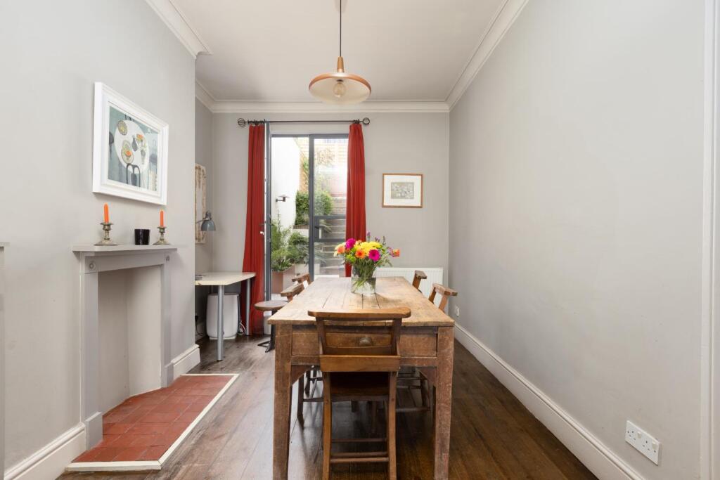 99 Lower Cheltenham Place-9.jpg