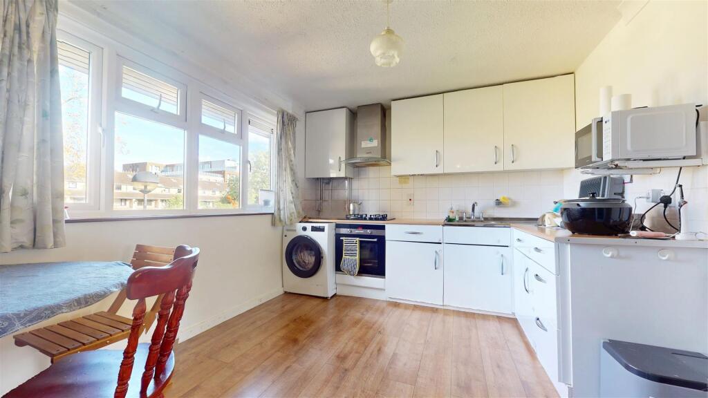 Uo4qmkBg-0uCo5_b_JStiQ.jpg