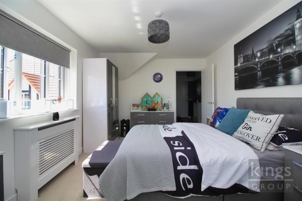 Bedroom .jpg