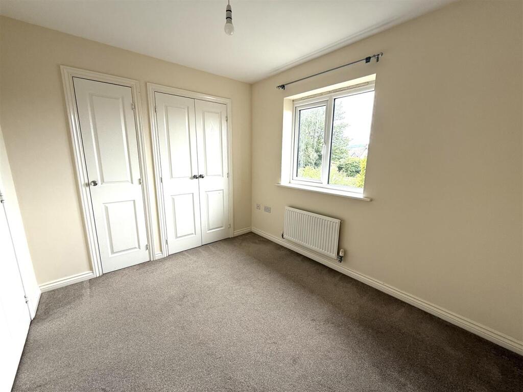 37 levett bed 4.jpeg