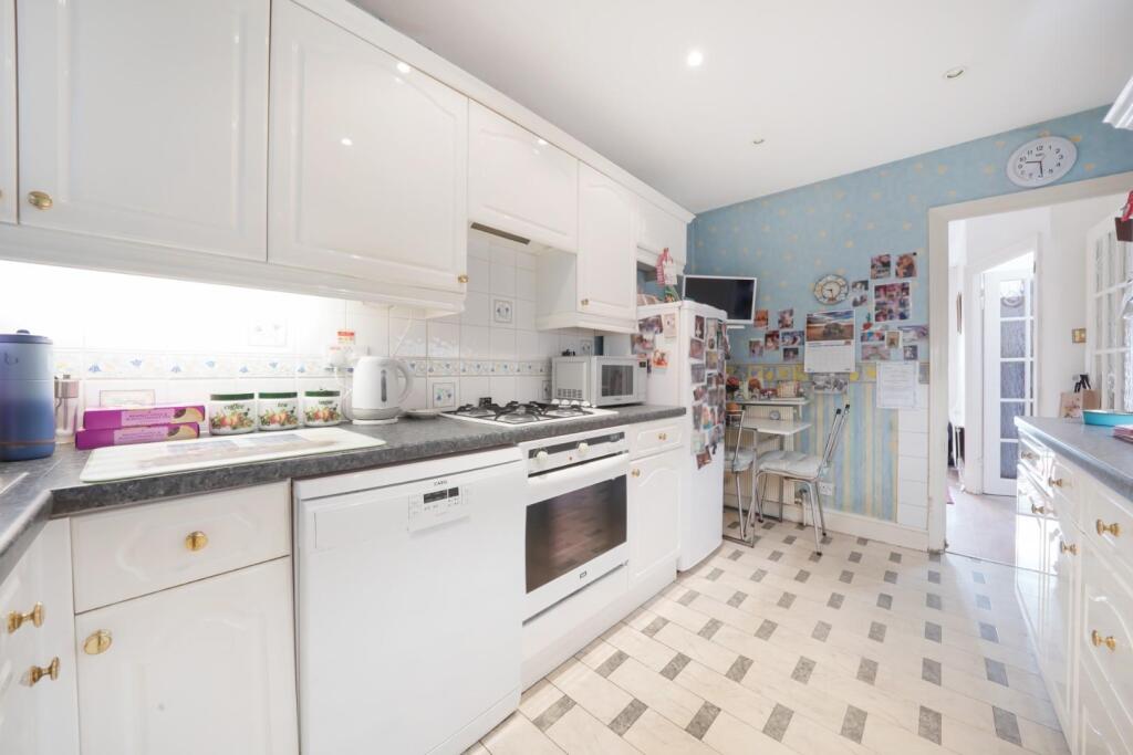 35 Birchen Grove - KbnMtSHqoQ6wmpMNbqoL.jpg