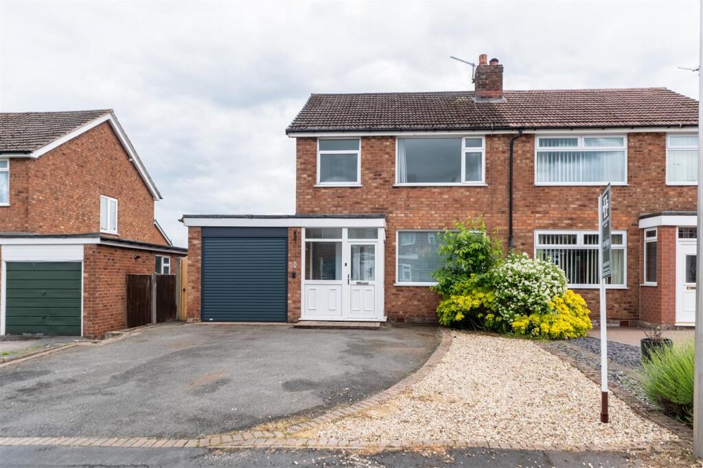 7 Willow Grove -002.jpg