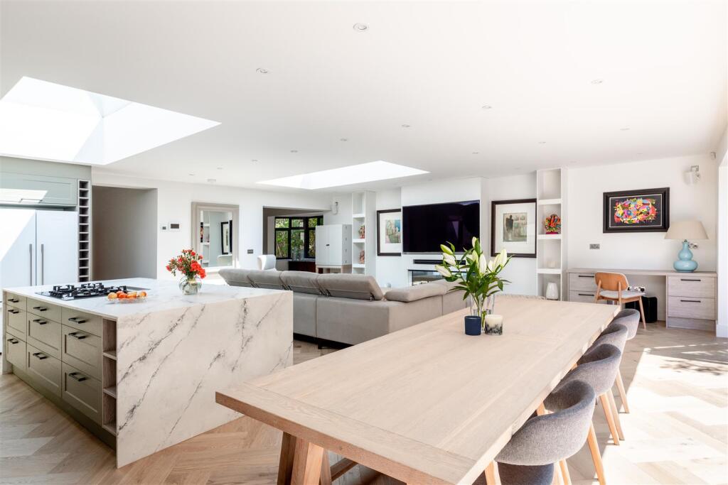 Kitchen / living room