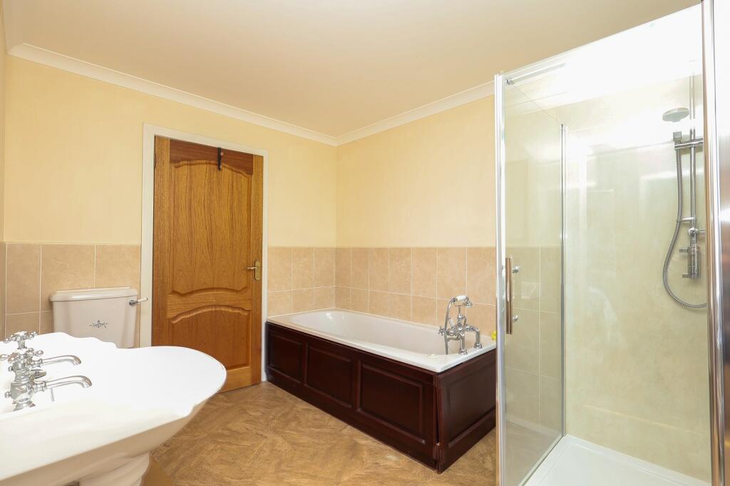 Bedroom 2 En Suite