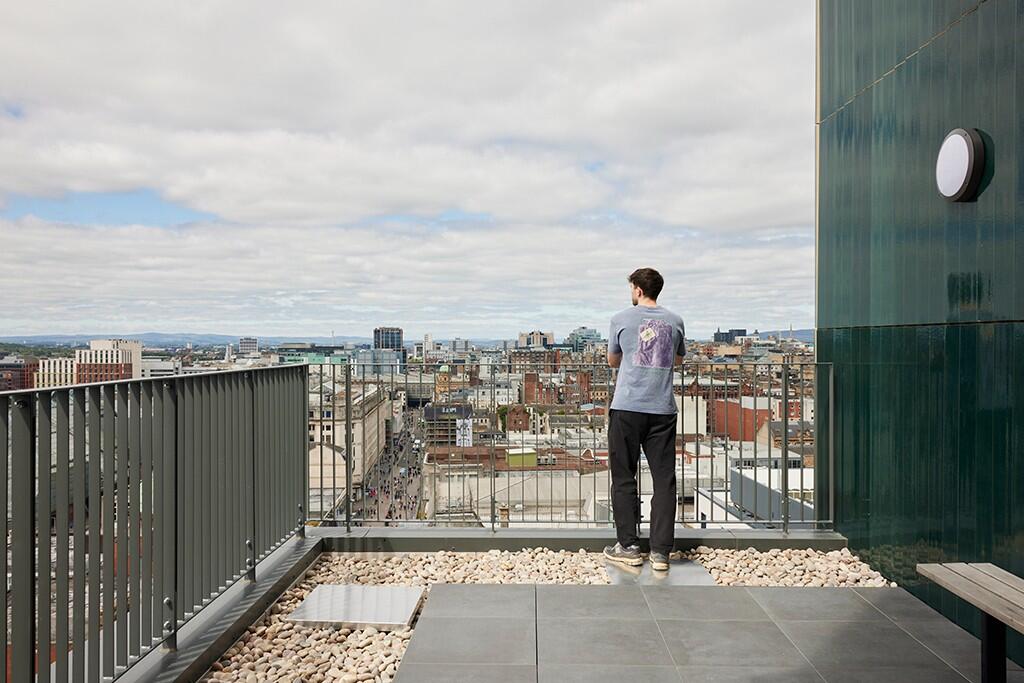 Top Deck